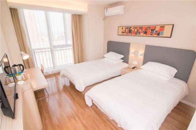 世紀(jì)星酒店 匠心獨(dú)運(yùn)的住宿體驗(yàn)，您的城市旅途溫馨港灣